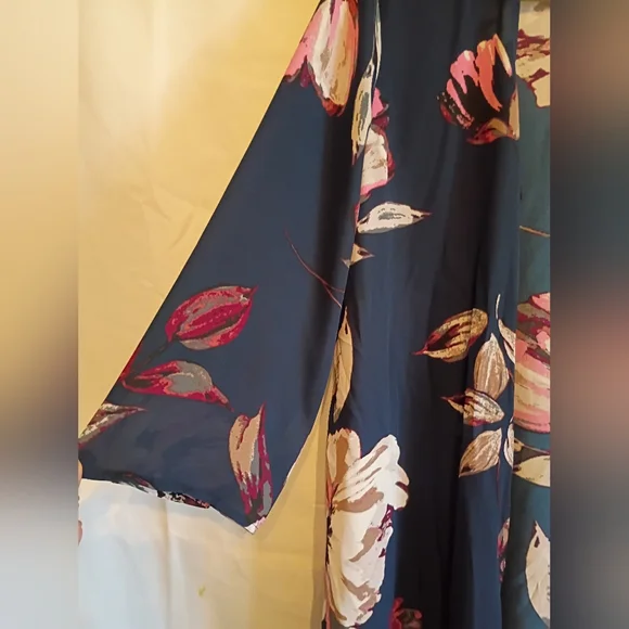 Floral Maurices Size XL Kimono Cardigan - Picture 9 of 9